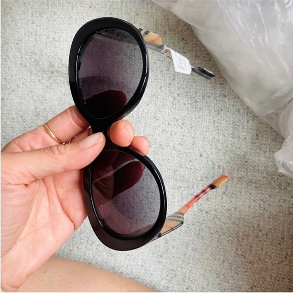 BURBERRY plaid arms soft cat-eye sunglasses NWT main image 7